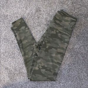 Onsize Flow Full Length Camo Leggings Size S